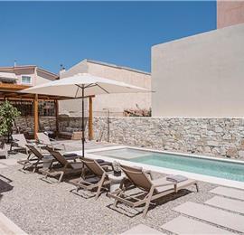 5 bedroom villa with indoor and outdoor pool in Chania town, sleeps 10